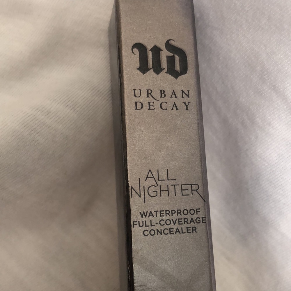New Urban Decay All Nighter Waterproof Full Coverage Concealer. Medium Neutral - Picture 2 of 6